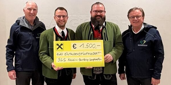 Namhafte Spende der BMK Unterlangkampfen Spendenübergabe