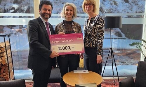 Spendenübergabe aus Silvestertombola Spendenübergabe Vivea